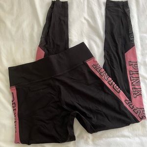 NWOT VS Pink ultimate legging size S